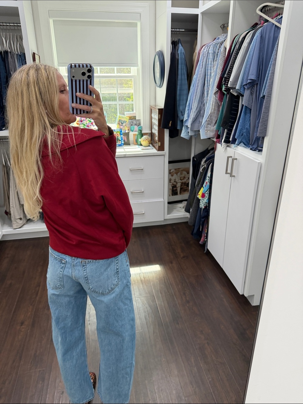 Amazon Women's Red Half-Zip Pullover Sweatshirt XS - Picture 5 of 8